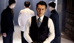 圈内爆料靳东,圈内爆料揭秘其不为人知的另一面