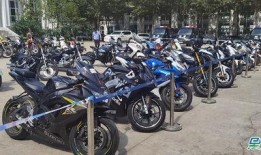 哈尔滨摩托车爆料视频,惊现街头飙车现象，安全堪忧！